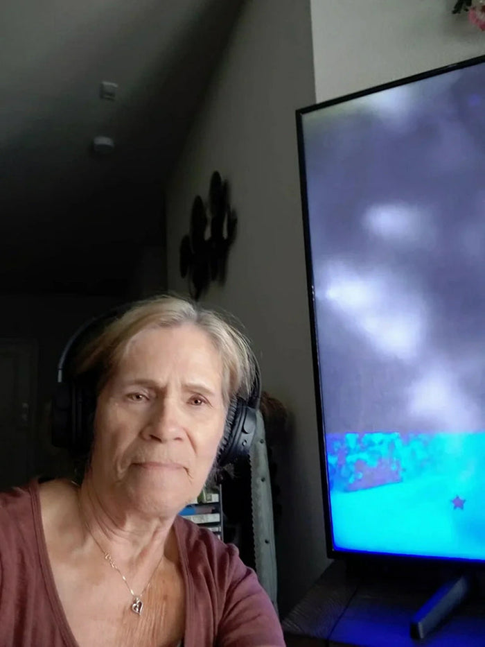 Linda R.